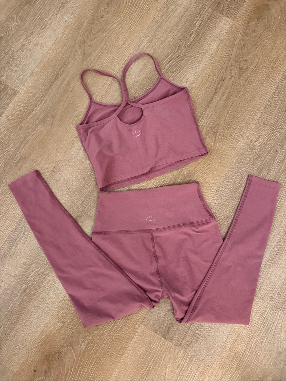 BEYOND YOGA set